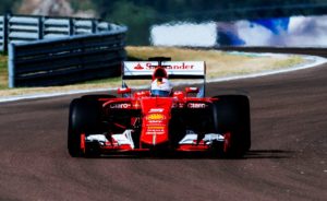 vettel-ferrari-pirelli-test-fiorano-2016
