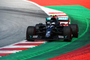 valtteri-bottas-da-la-campanada-en-austria-y-se-lleva-la-primera-pole-de-la-temporada-ferrari-se-hunde_full