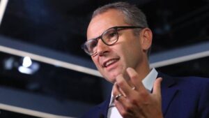 17201_motorlat-f1-liberty-media-stefano-domenicali-set-to-replace-chase-carey-as-f1-ceo-v29