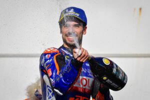 88-miguel-oliveira_dsc5979-2.gallery_full_top_fullscreen