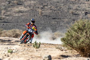 toby-price_dakar-rally-2021_stage1_0345