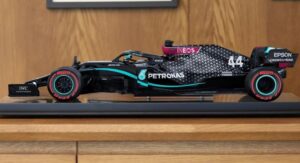 W12
