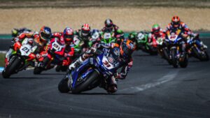 04392_dcp_r8_action_slide_big