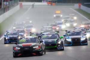2020-2020 Spa-Francorchamps Race 1---2020 EUR Spa Race 1, start_251