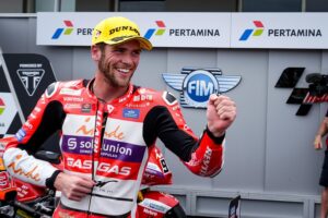 96-jake-dixon-_ds_1644.gallery_full_top_fullscreen