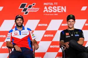 05-johann-zarco-20-fabio-quartararo_lg75692.gallery_full_top_fullscreen