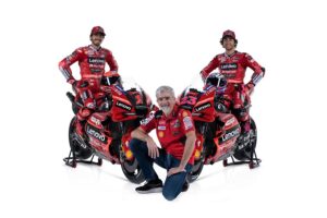 bagnaia-bastianini-11-.gallery_full_top_fullscreen