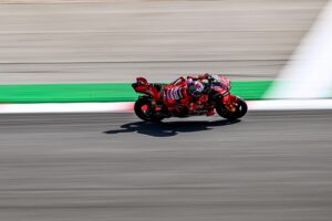 01-francesco-bagnaia__lgz1698.gallery_full_top_fullscreen
