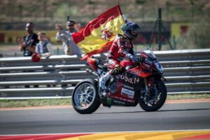 alvaro-bautista-doblete-wsbk-aragon-3-1140x760