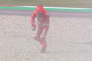 caida-marc-marquez-assen